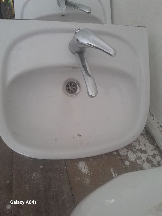 Umywalka koło + bateria + maskownica