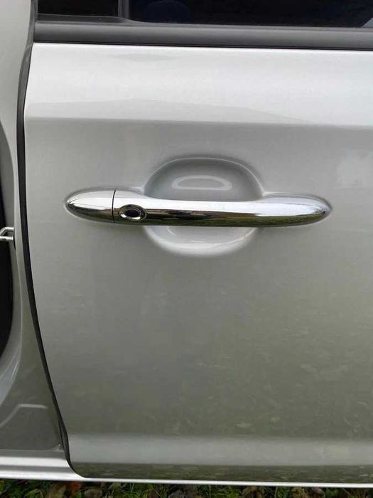 2018 Kia Carnival  2.2 дизель 9 місна