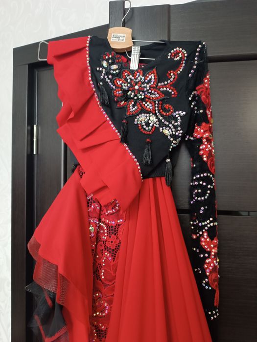 Продам плаття для східних танців