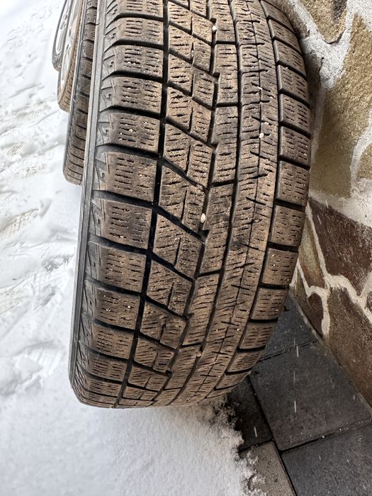 Колеса 205/55 R16 Yokohama. Зимові колеса Nissan Leaf