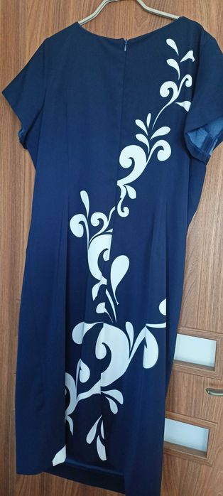 elegancka sukienka 48