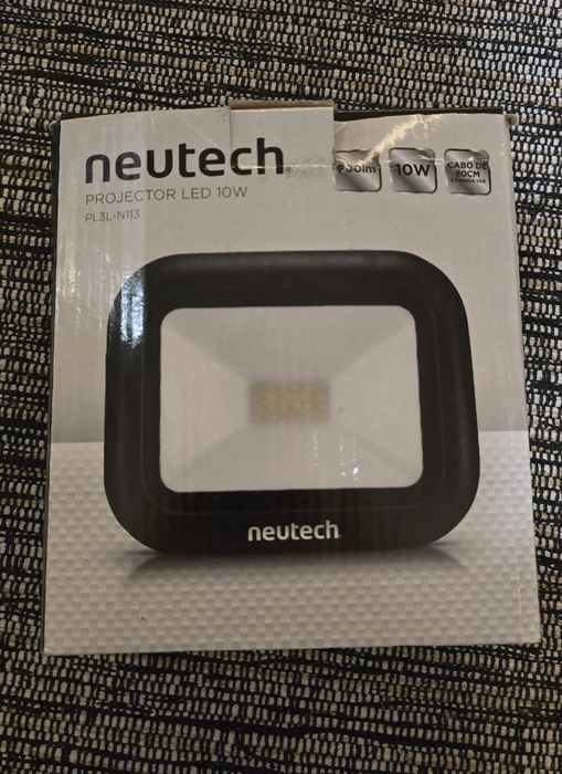 LED Projector Light64861822975105122