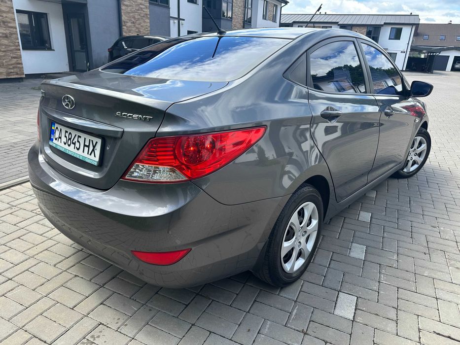 Hyundai Accent 2013