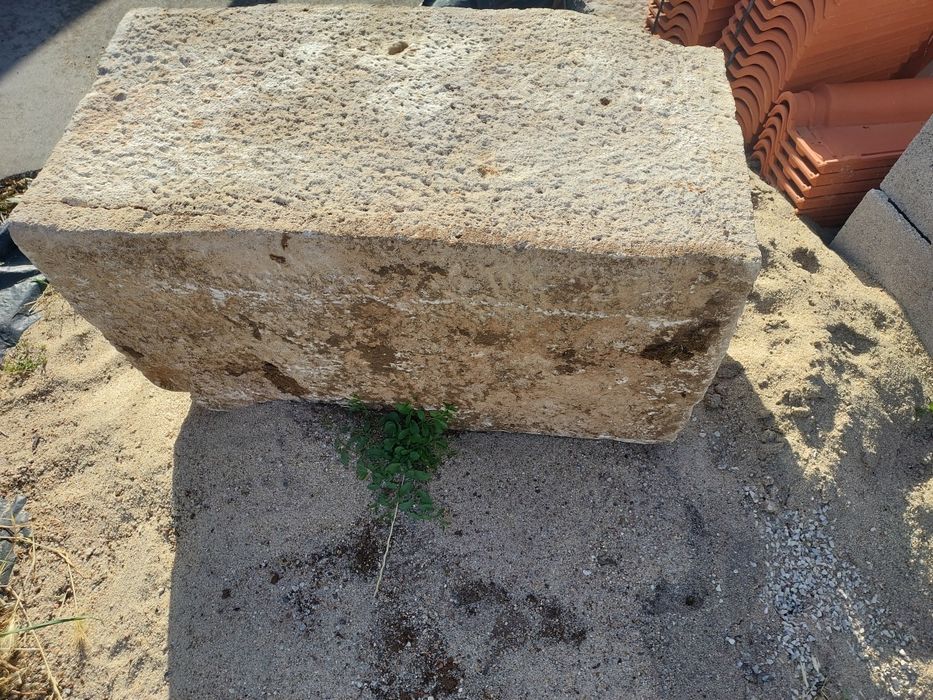 Tanque Antigo em Pedra Maciça 95x50x50 cm – Rústico