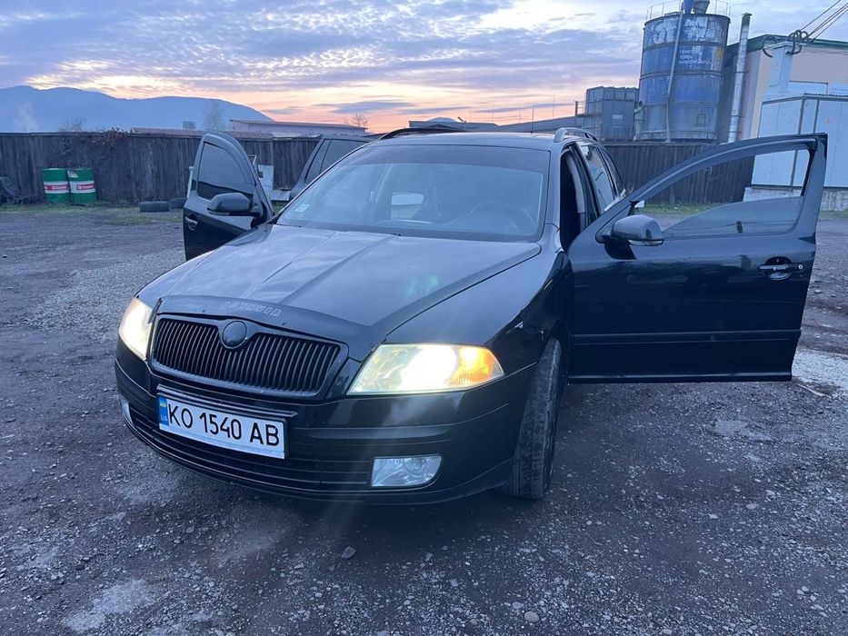 продам шкоду а5 автомат коробка все працює відміно