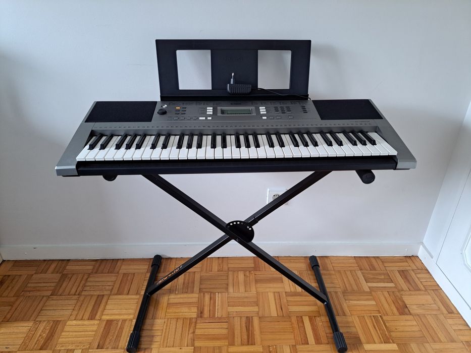 Teclado Yamaha PSR E353