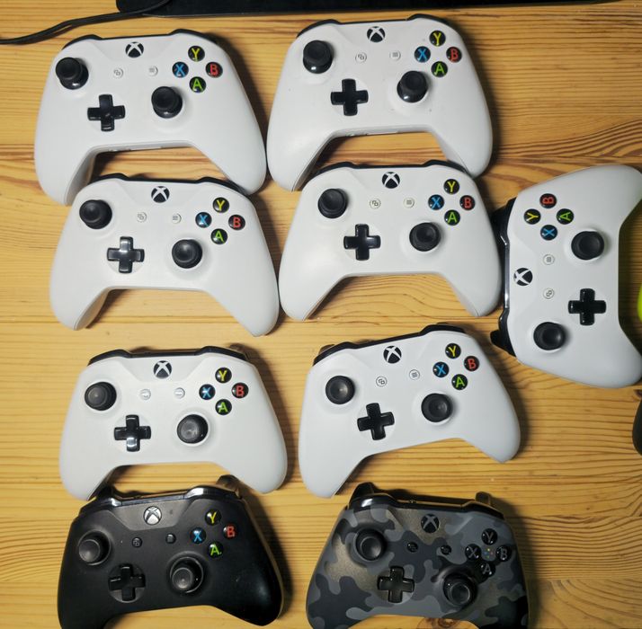 **Oryginalny Pad Xbox series S, X, one S, X– stan bardzo dobry, 100% s