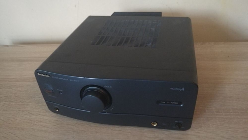Technics SE -CH 610 Amplifer  Processor Tuner ST- Ch510