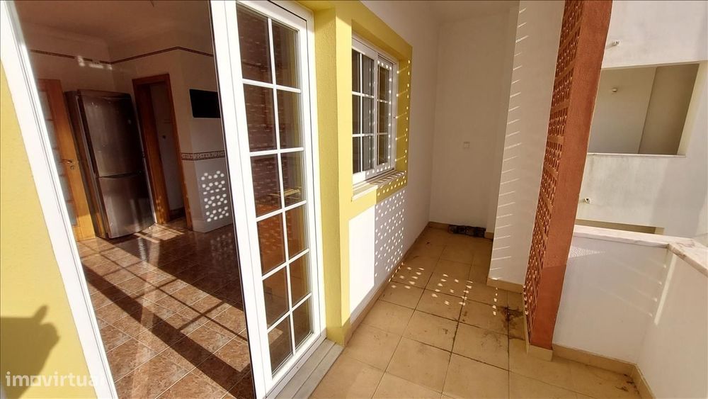 Deslumbrante T3 em condomínio fechado