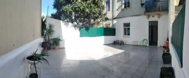 Apartamento com terraço no coração do Bairro da Graça