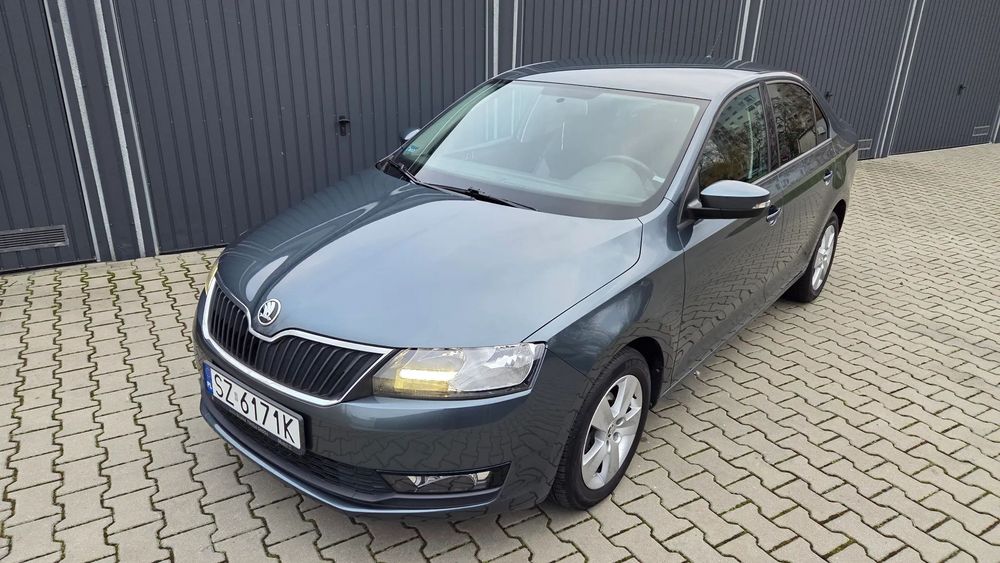 Skoda RAPID Krajowy / Ekstremalnie niski przebieg / Stan idealny / Oszczędny