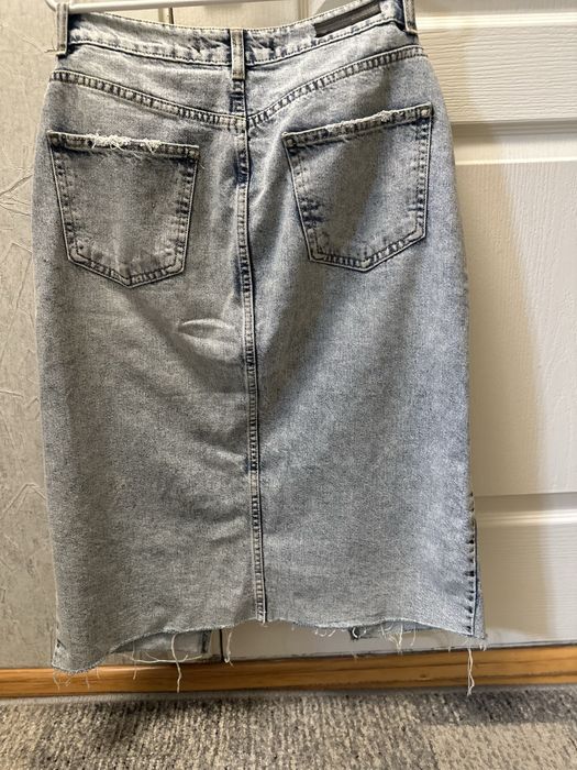 Спідниця джинсова у гарному стані
