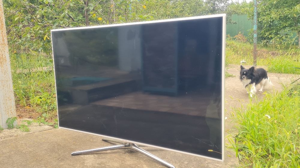 Телевизор SAMSUNG