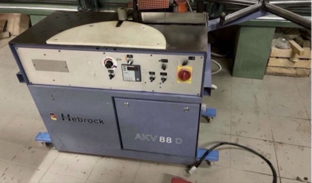 Кромкооблицовочный станок Hebrok AKV 88 D