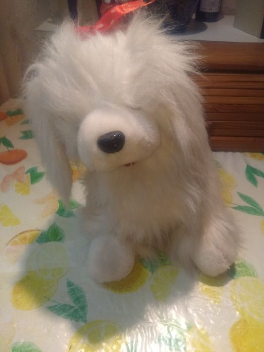 Vários peluches uns de banda desenhada