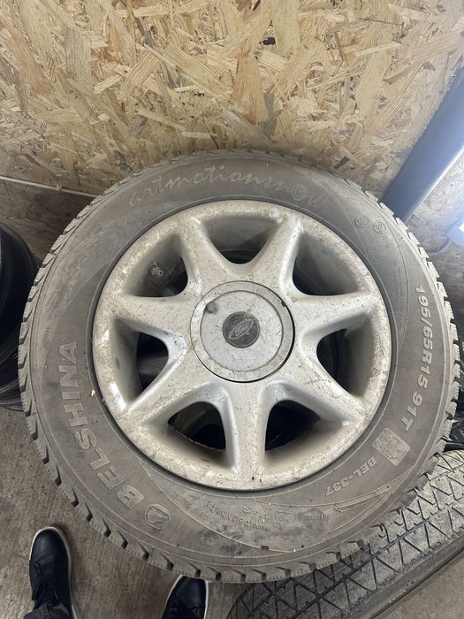 Зимова нова резина з дисками R15 4.108 резина 195/65