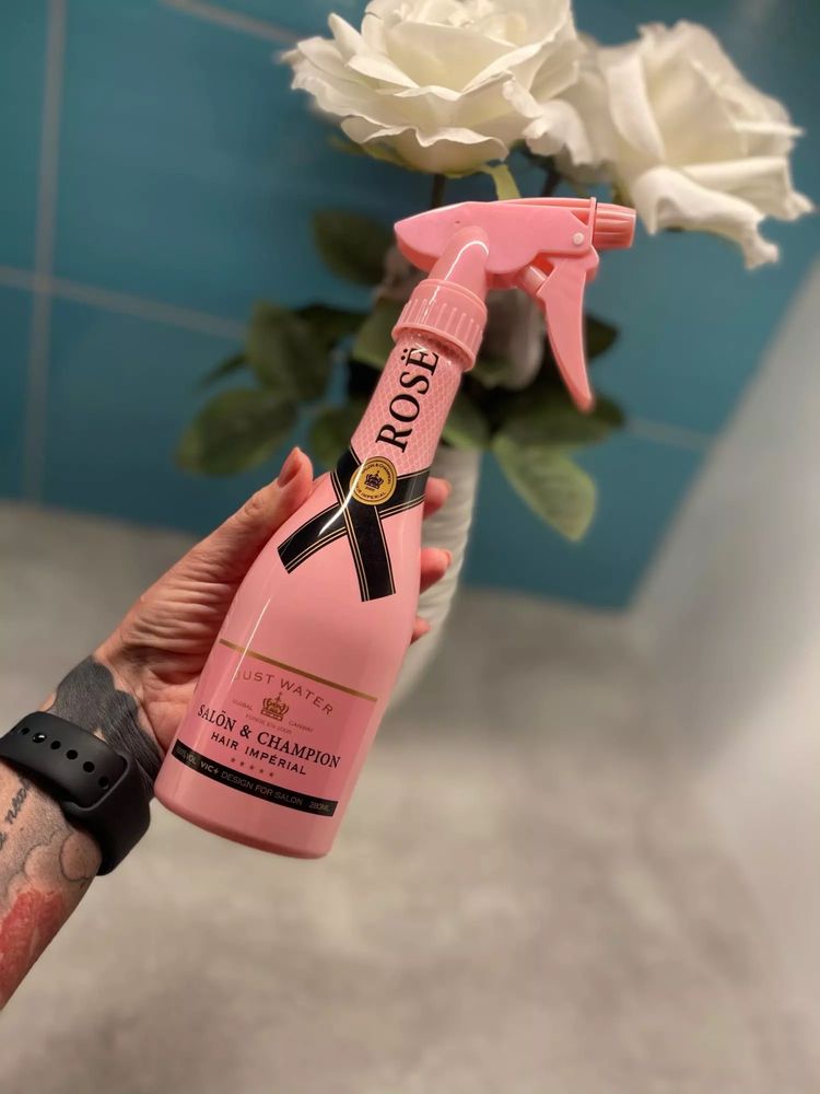 Pulverizador borrifador spray agua cabeleireiro salão garrafa plastico  Matosinhos E Leça Da Palmeira • OLX Portugal