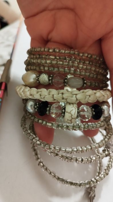 Pulseiras em caracol