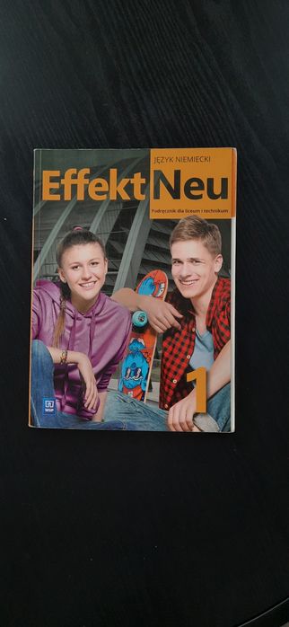 Podręcznikdo j.niemieckiego  Effekt neu J.niemiecki LO i Technikum kl.