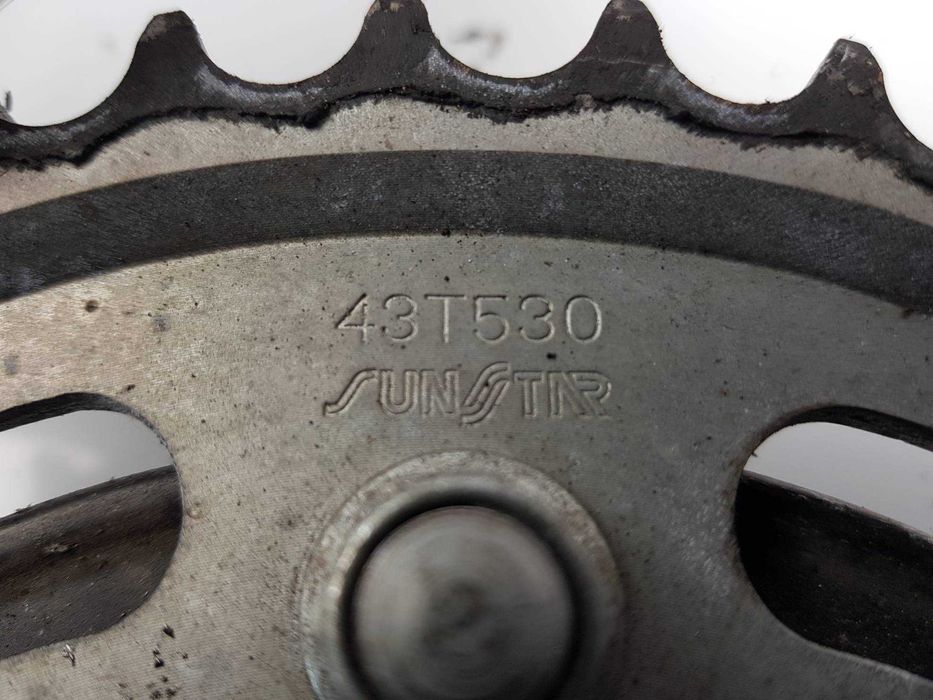 Suzuki GSX 1300R Hayabusa 1999r. Zębatka motocykl