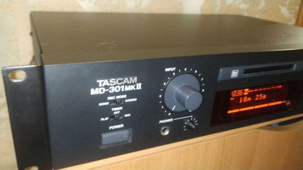 Tascam MD-301 mkII, мини диск.