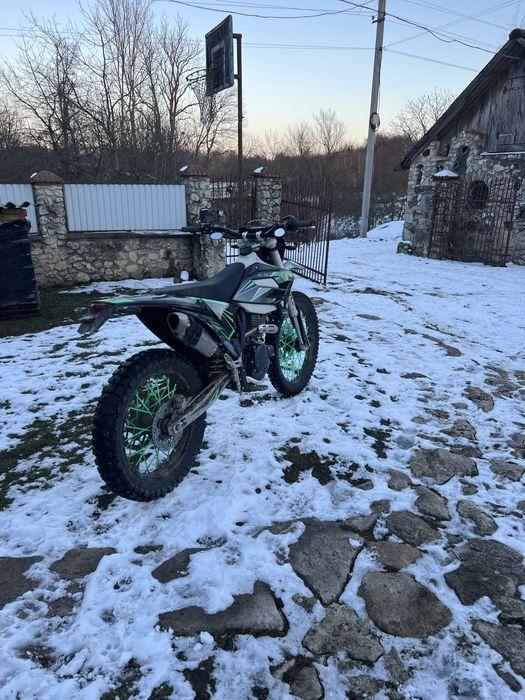 Продам мотоцикл kovi jnr ШОЛОМ В ПОДАРУНОК