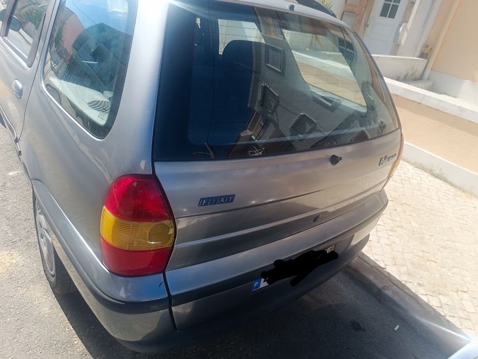 Carro Fiat pálio