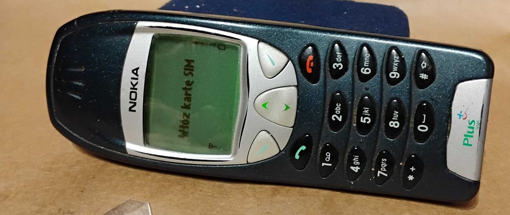 Nokia 6210 NPE-SNX + ładowarka