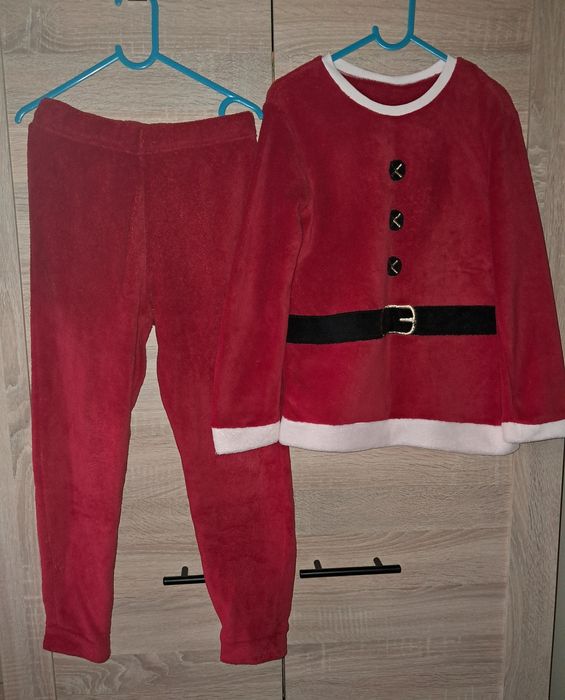 strój świętego Mikołaja/dres rozm.134