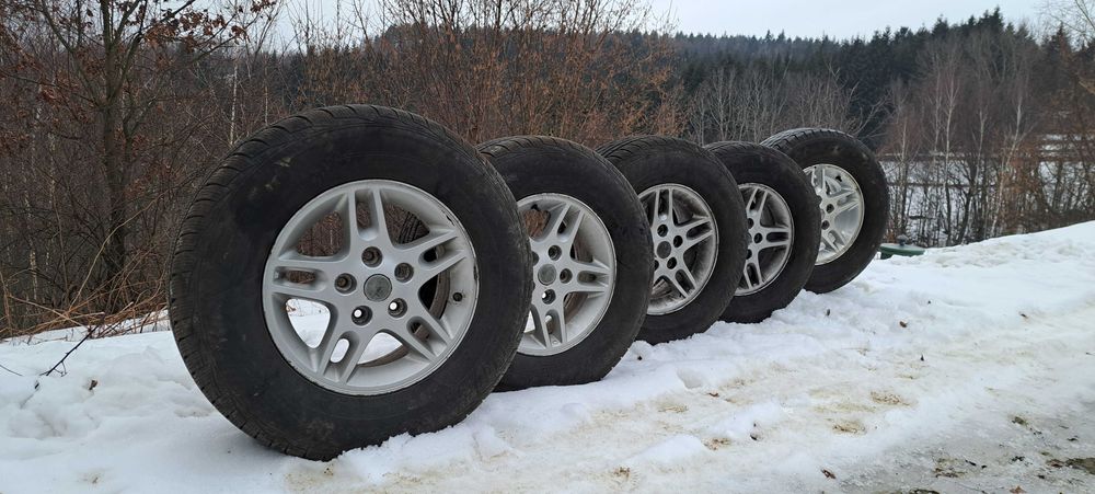 Koła Jeep alu z oponami zimowymi Matador 245/70 R16 + łańcuchy+rezerwa