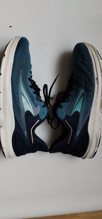 ALTRA torin 6 кросівки для бігу 29-29.5см