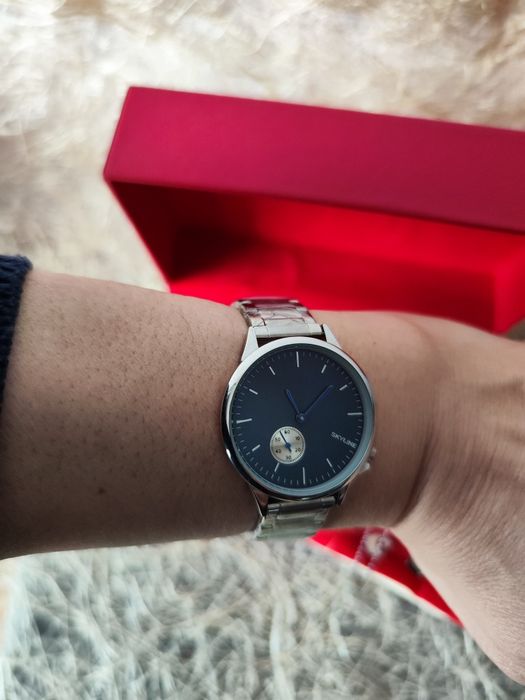Conjunto de Relógio mais um fio e brincos de Senhora da Skyline