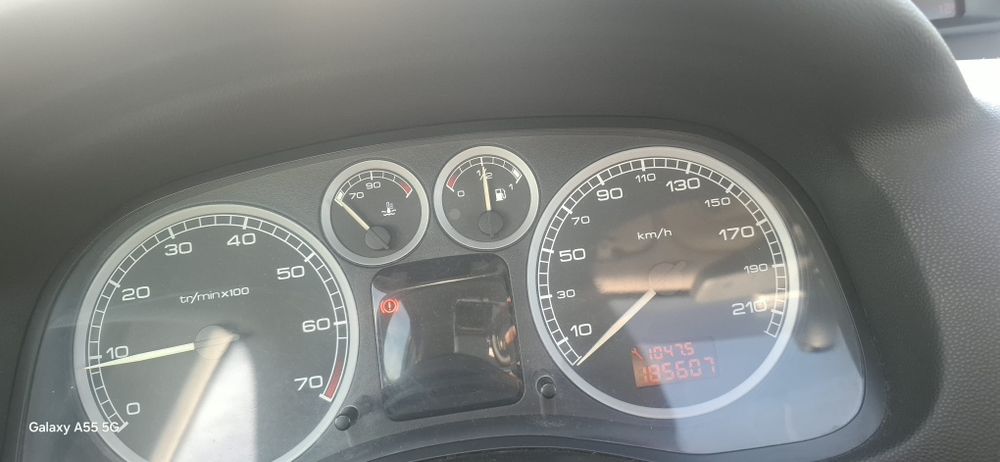 Peugeot 307 em bom estado