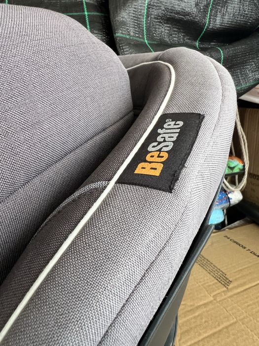 Cadeira auto BeSafe com isofix