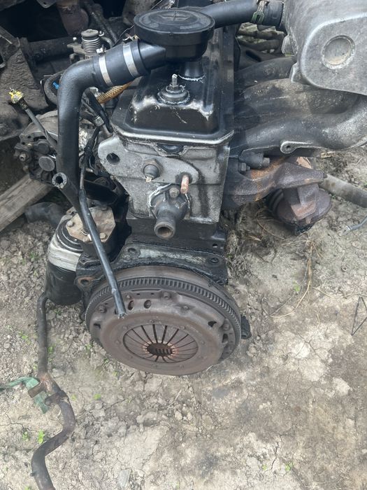 Двигун 1.9 тд