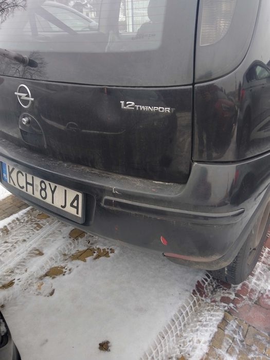 Corsa C 2005r 3000 zł.