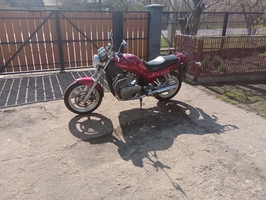 Мотоцикл Suzuki VX800
