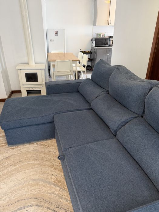Sofá Cama com Chaise Longue Reversível e Encosto Reclinável