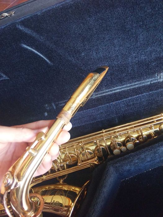 Saxofone Yamaha Yas-62
