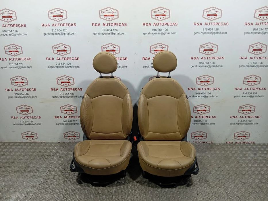 Conjunto de Bancos Mini Cooper S R57 Lci em Beje e Pele