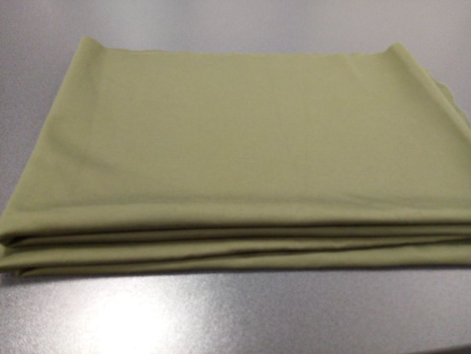Resztki tkaniny khaki