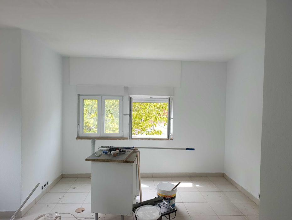 Apartamento para alugar, 1° piso com elevador. Rua Celestino Alves 2, em Setúbal.