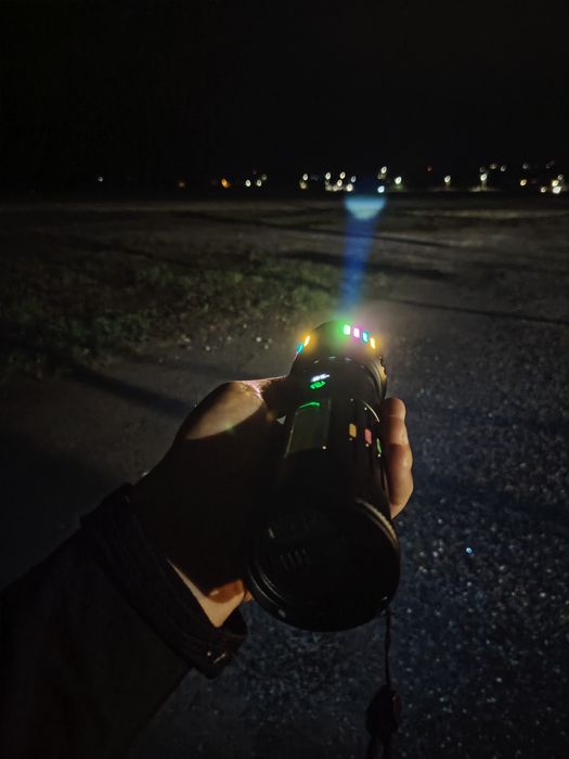 CB311Y – Lanterna Potente com Feixe de~ 600 m, Powerbank e Isqueiro In