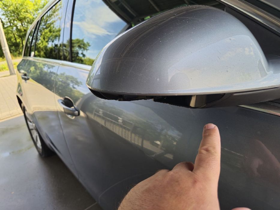 I покоління • Sports Tourer 2.0 BiTurbo CDTI МT (195 к.с.)
Джерело: ht