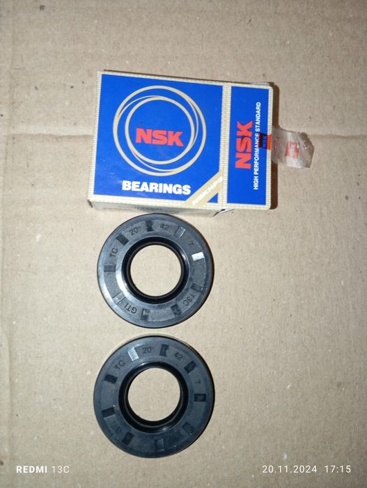 Сальник картера 20*42*7