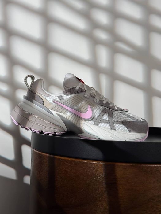 Жіночі кросівки Nike V2K Run White Grey Beige женские кроссовки найк