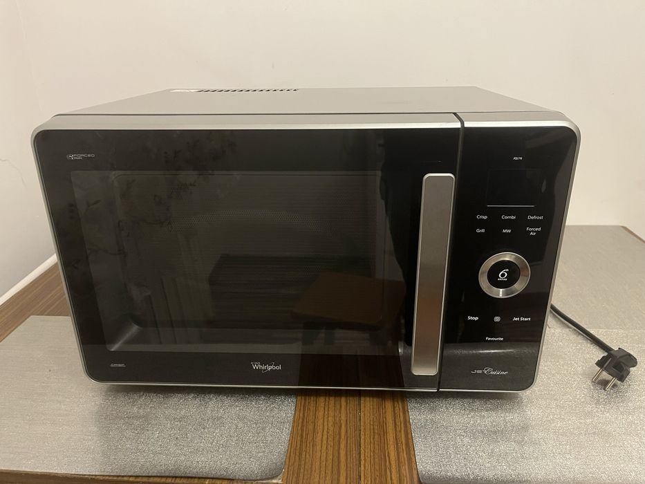 Mikrofalówka whirlpool jetcuisine JQ278