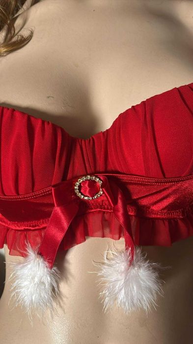 Nr 11 Przebranie, kostium, Pani Mikołaj. Stanik.