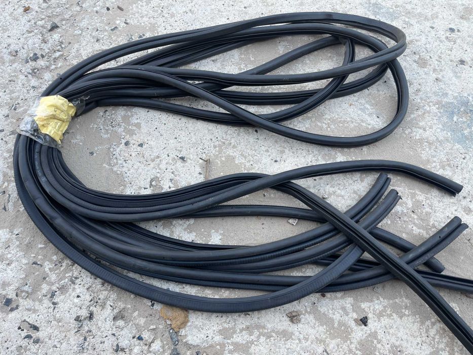 уплотнители двери ваз 2102 ранние заводские