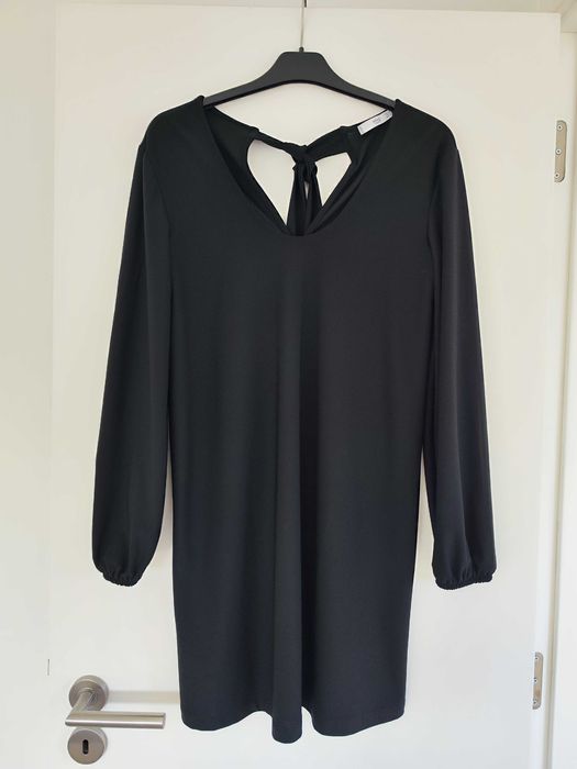 Vestido preto Mango